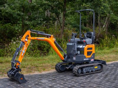 Develon DX10Z-7 voor Groot Zevert