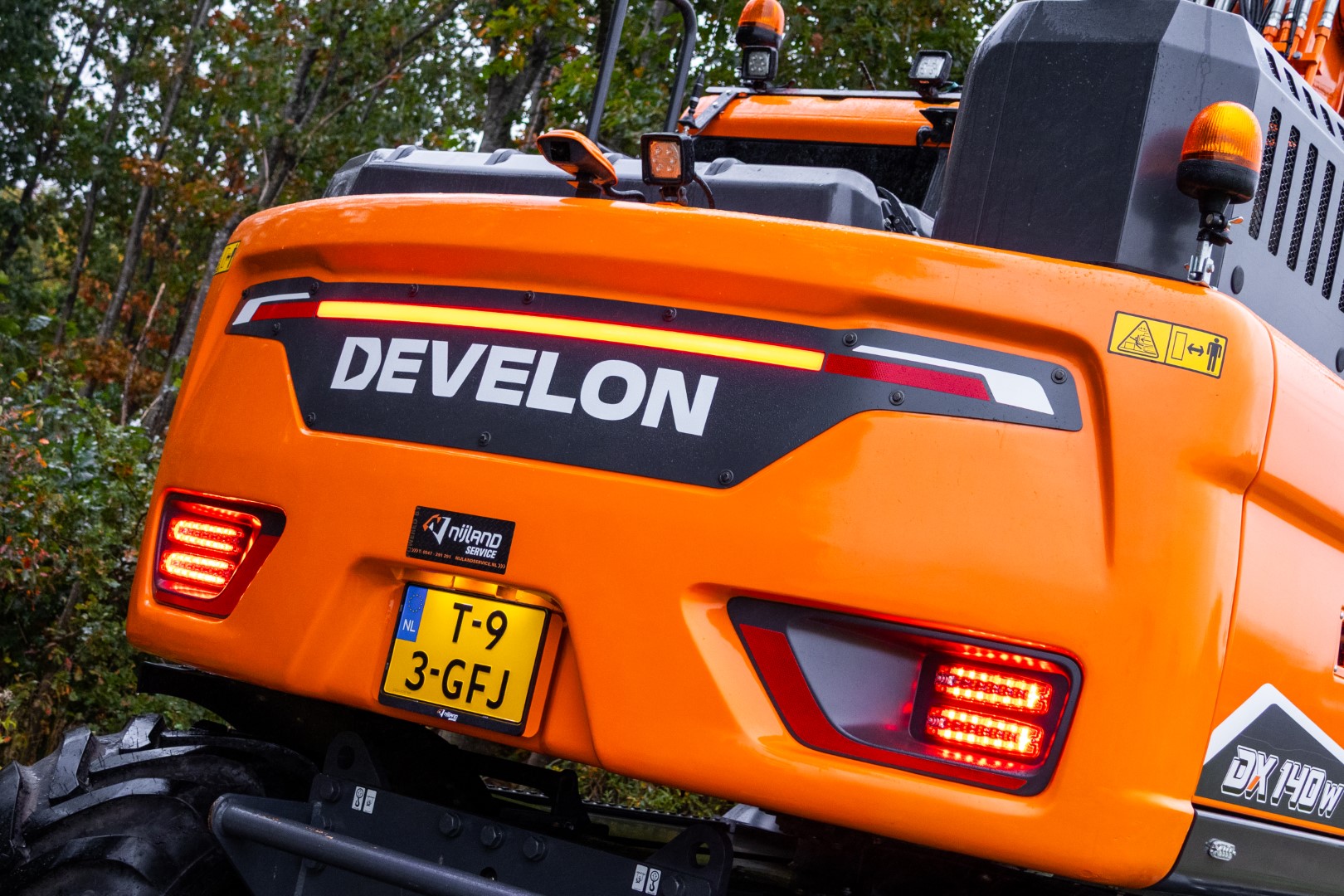 DX140W-7 - JvL-05